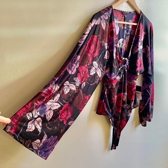 NWT (M) kimono bodysuit with Tiger silver horse shoe ruchedbust fitted Dawn rose - Picture 5 of 12